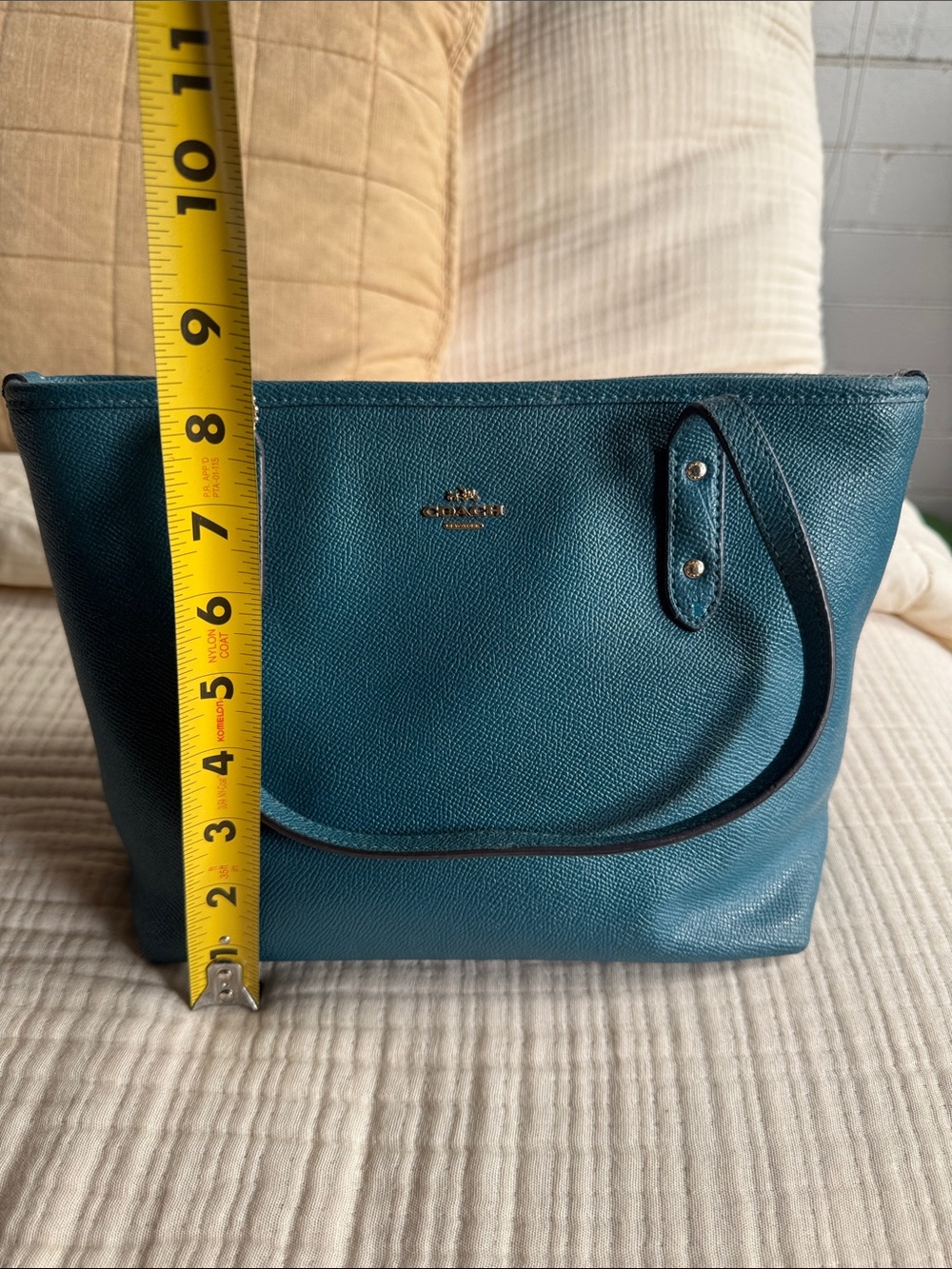 COACH Teal Grain Leather Tote with Gold Hardware - Picture 5 of 6